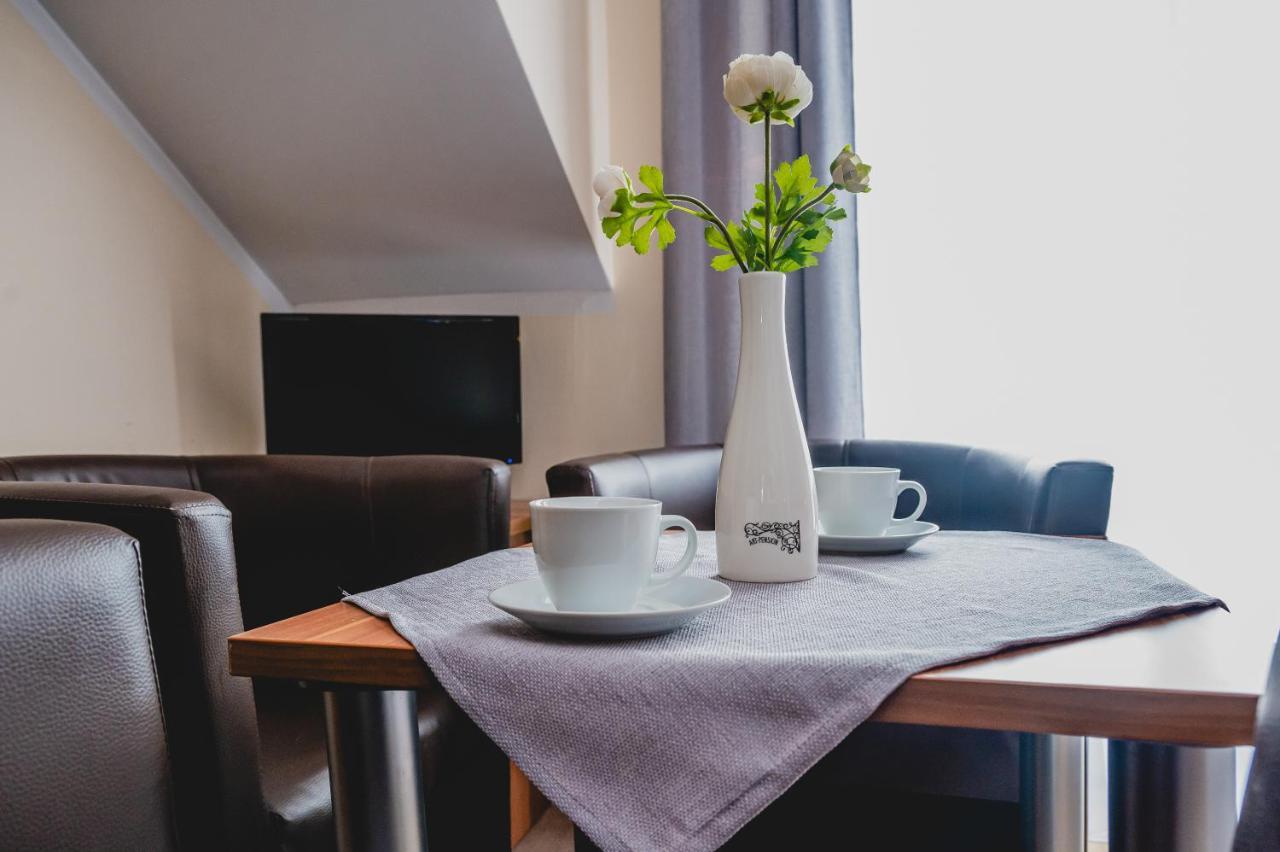 Hotel Nad Morzem- Art-Pension Swierzno Екстериор снимка