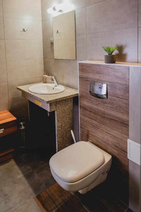 Hotel Nad Morzem- Art-Pension Swierzno Екстериор снимка