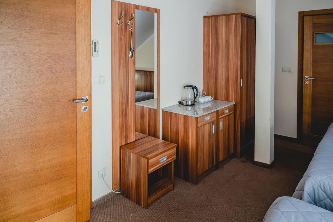 Hotel Nad Morzem- Art-Pension Swierzno Екстериор снимка
