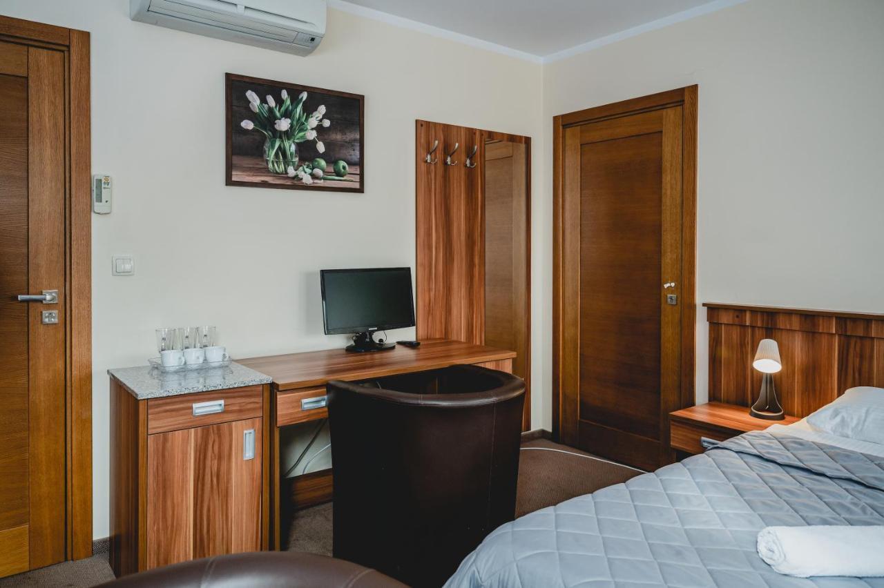 Hotel Nad Morzem- Art-Pension Swierzno Екстериор снимка