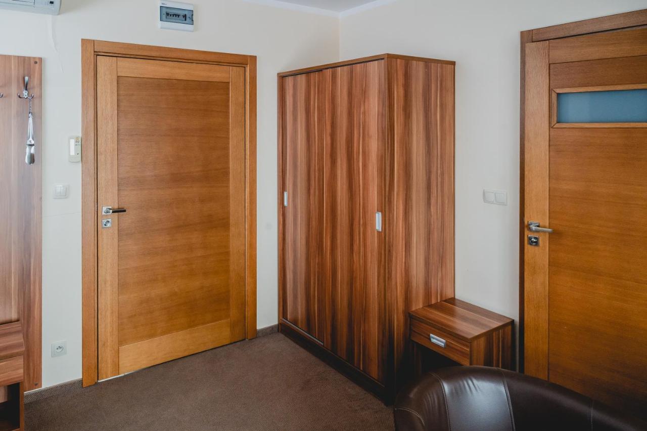 Hotel Nad Morzem- Art-Pension Swierzno Екстериор снимка