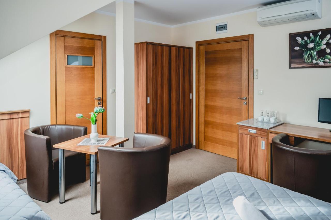 Hotel Nad Morzem- Art-Pension Swierzno Екстериор снимка