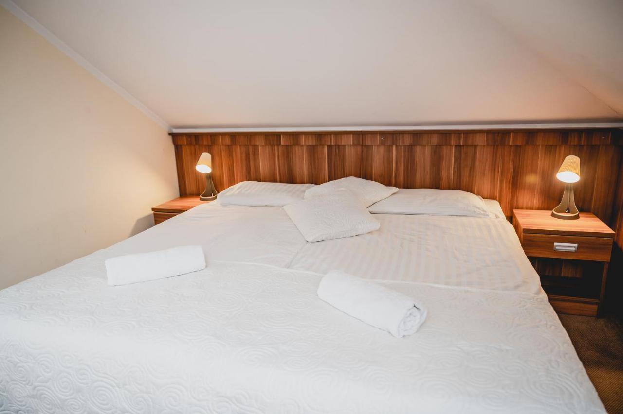 Hotel Nad Morzem- Art-Pension Swierzno Екстериор снимка