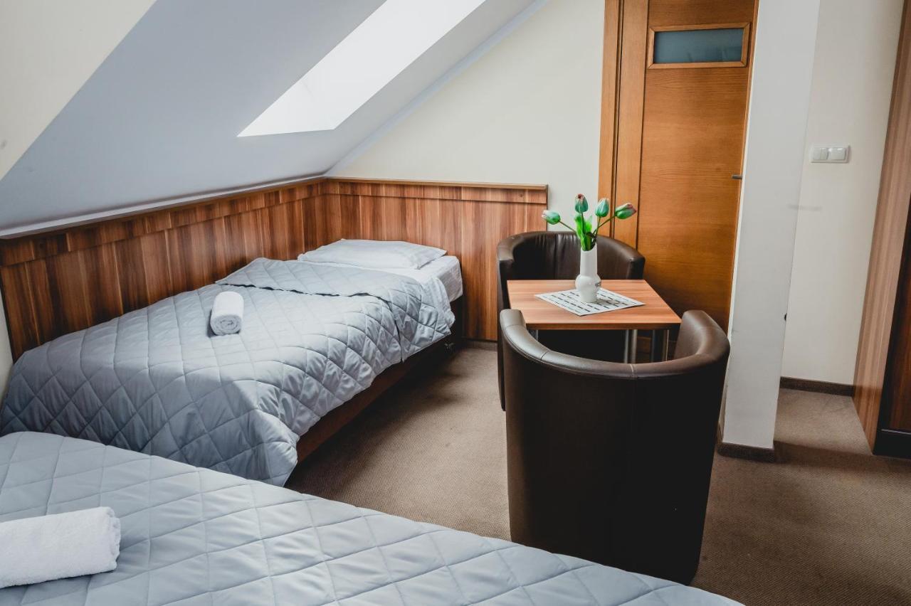 Hotel Nad Morzem- Art-Pension Swierzno Екстериор снимка