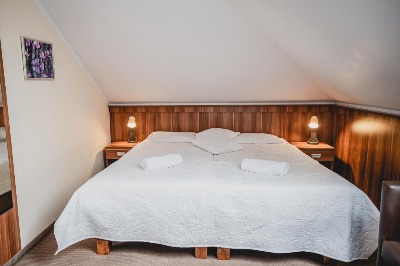 Hotel Nad Morzem- Art-Pension Swierzno Екстериор снимка