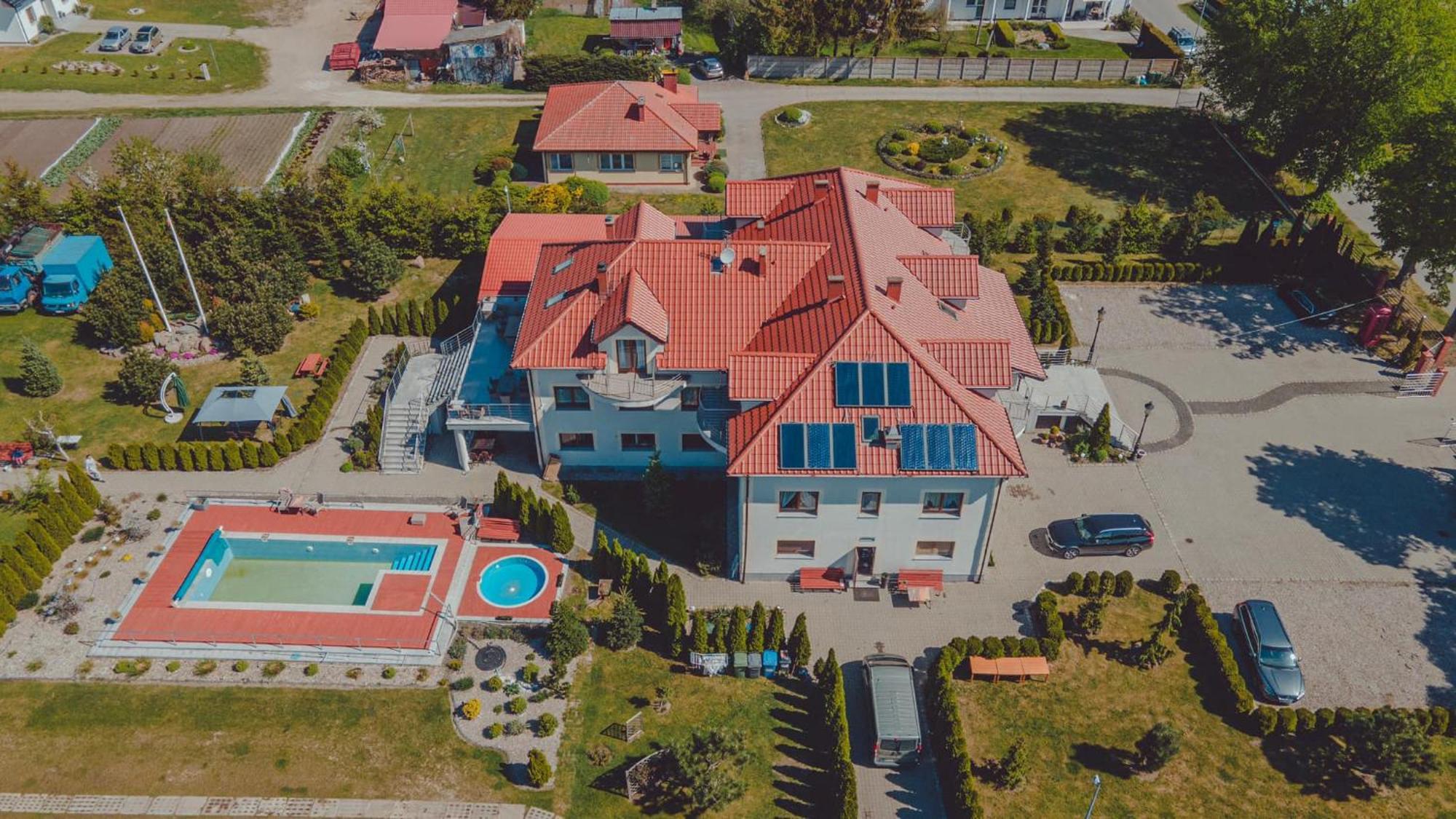 Hotel Nad Morzem- Art-Pension Swierzno Екстериор снимка